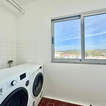 180 View In Spacious With Wifi